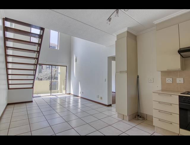 1 BEDROOM APARTMENT FOR SALE IN BRYANSTON
